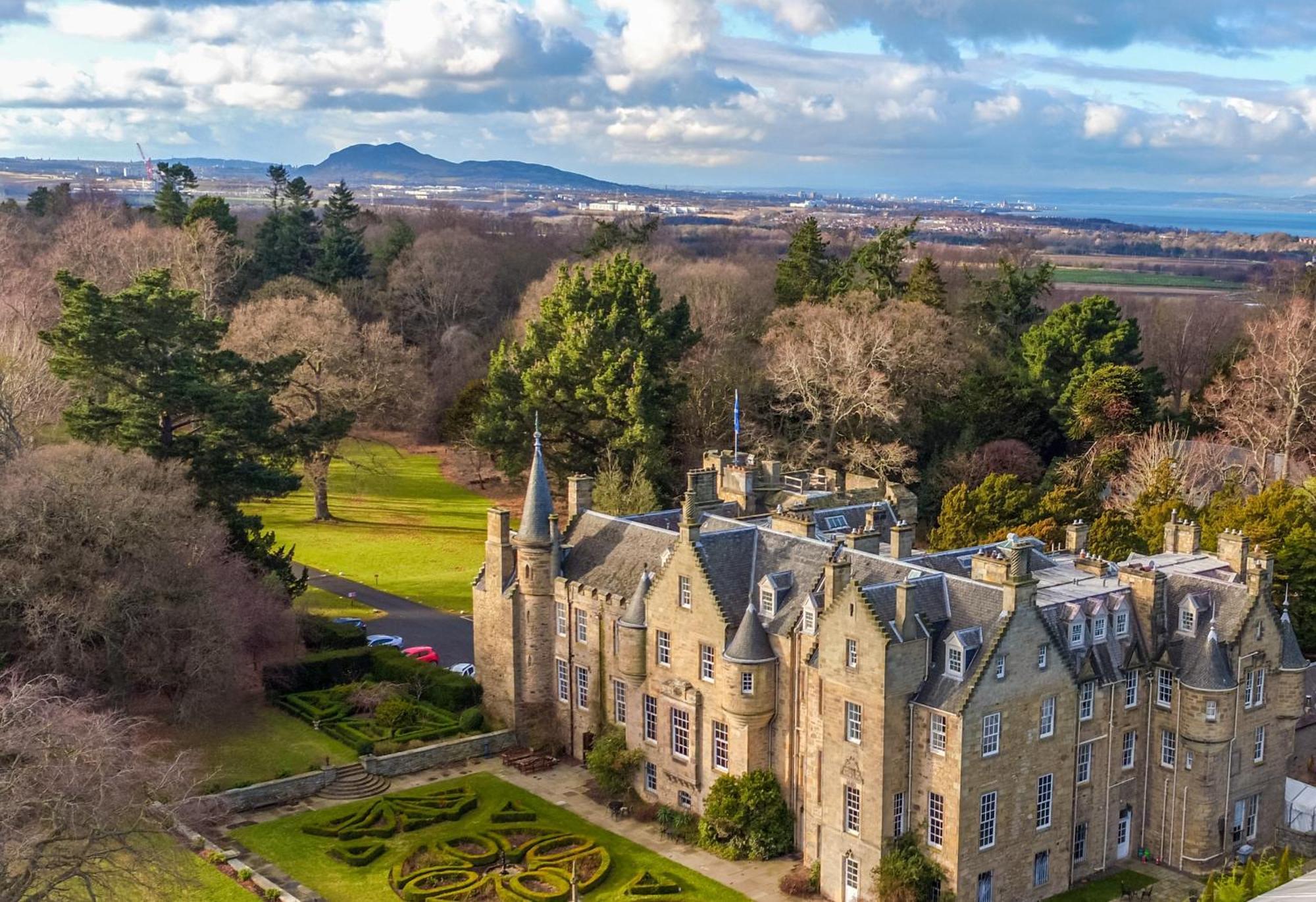 Carberry Tower Mansion House And Estate Guest House มัสเซิลบะระ ภายนอก รูปภาพ
