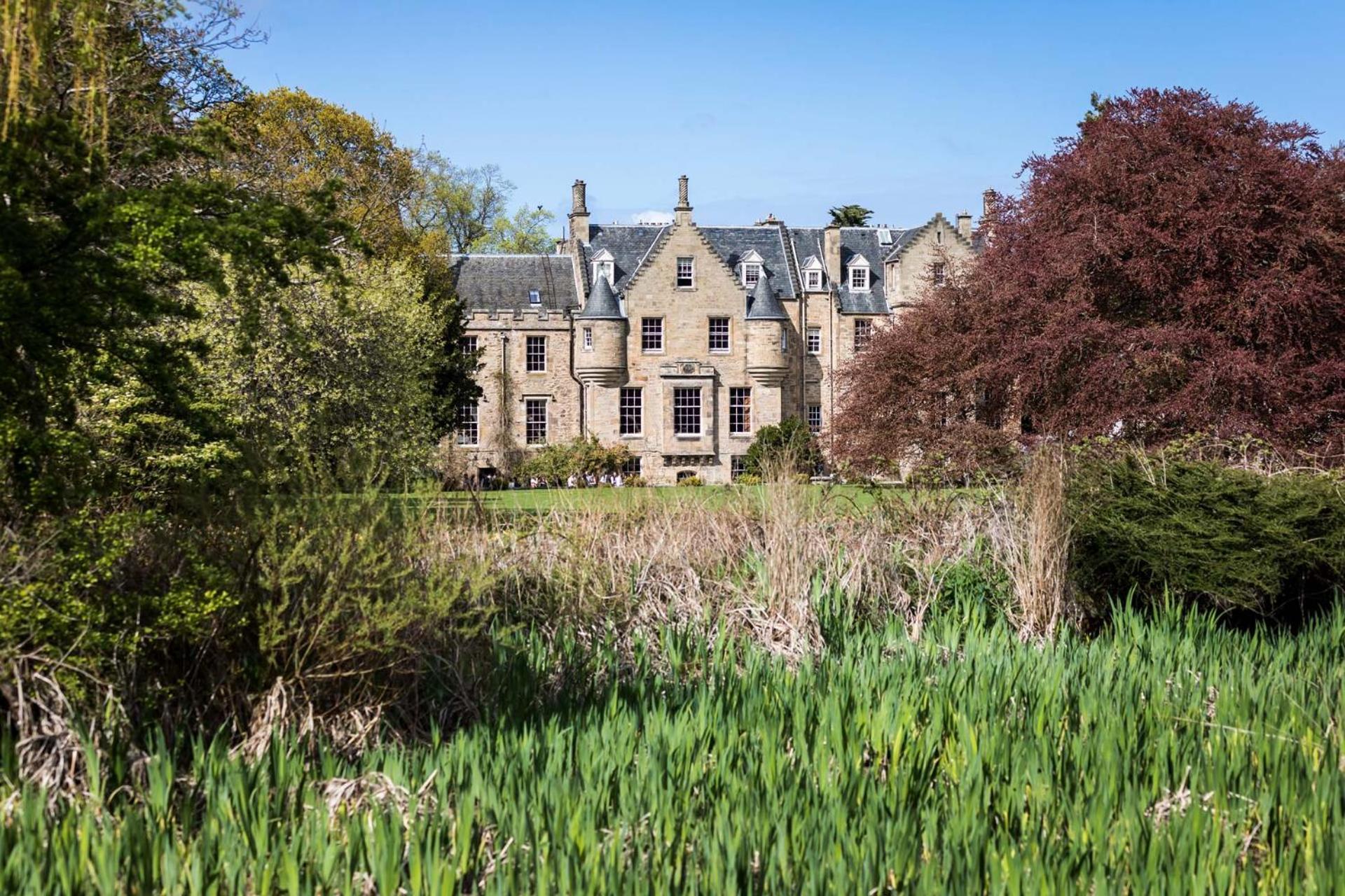 Carberry Tower Mansion House And Estate Guest House มัสเซิลบะระ ภายนอก รูปภาพ