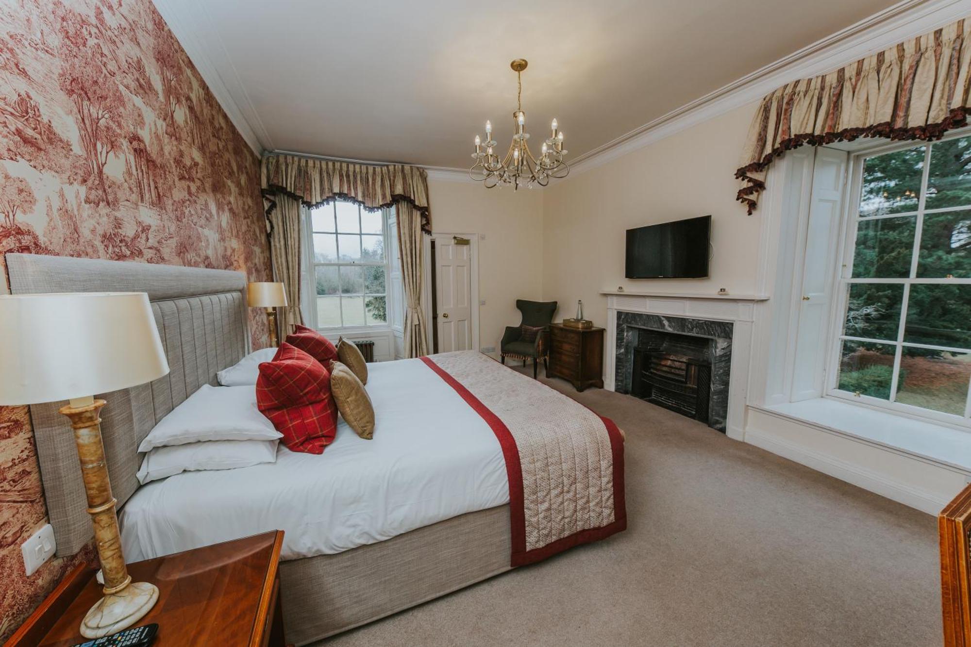 Carberry Tower Mansion House And Estate Guest House มัสเซิลบะระ ห้อง รูปภาพ