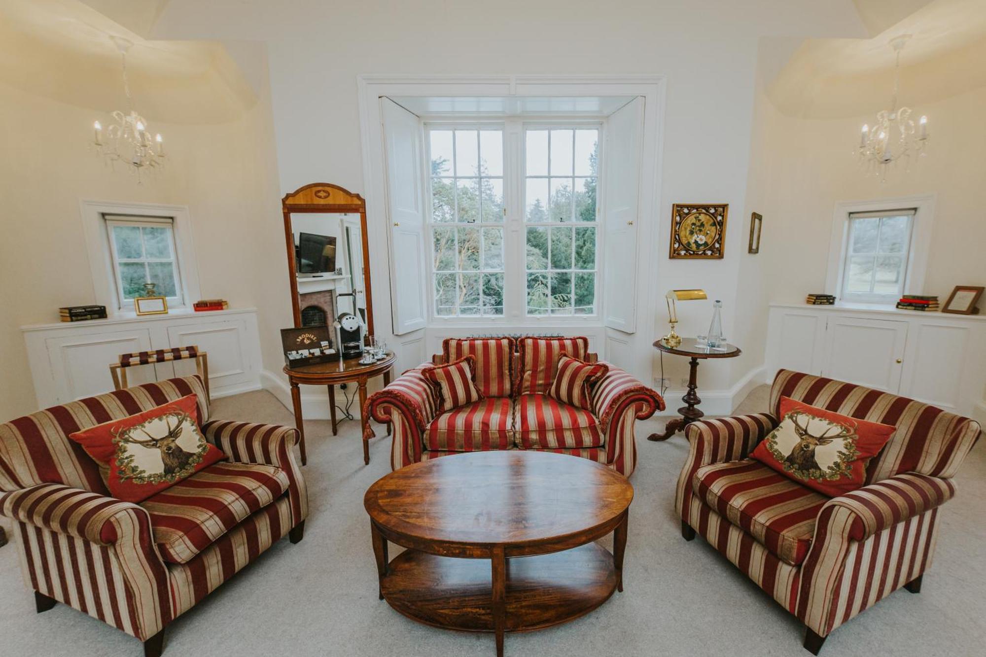 Carberry Tower Mansion House And Estate Guest House มัสเซิลบะระ ภายนอก รูปภาพ