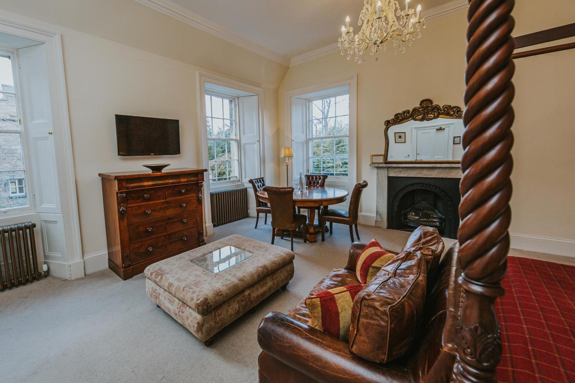 Carberry Tower Mansion House And Estate Guest House มัสเซิลบะระ ห้อง รูปภาพ