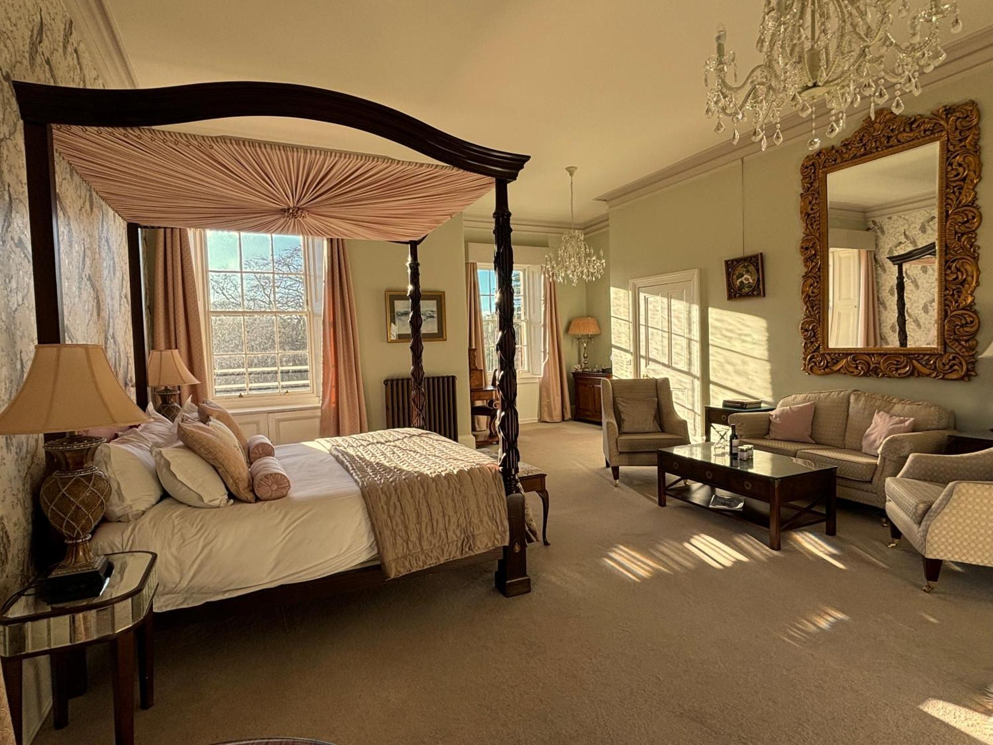 Carberry Tower Mansion House And Estate Guest House มัสเซิลบะระ ห้อง รูปภาพ